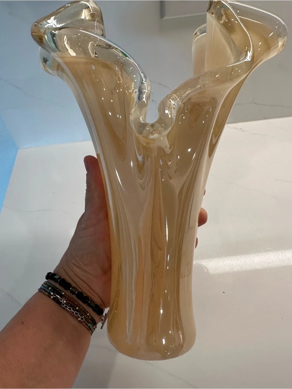 Murano Style hand blown Italian glass Vase.